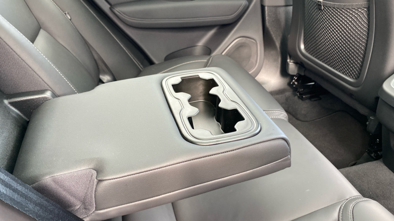 Volvo XC60 2.0 B5P Ultra Dark 5dr AWD Geartronic Petrol Estate